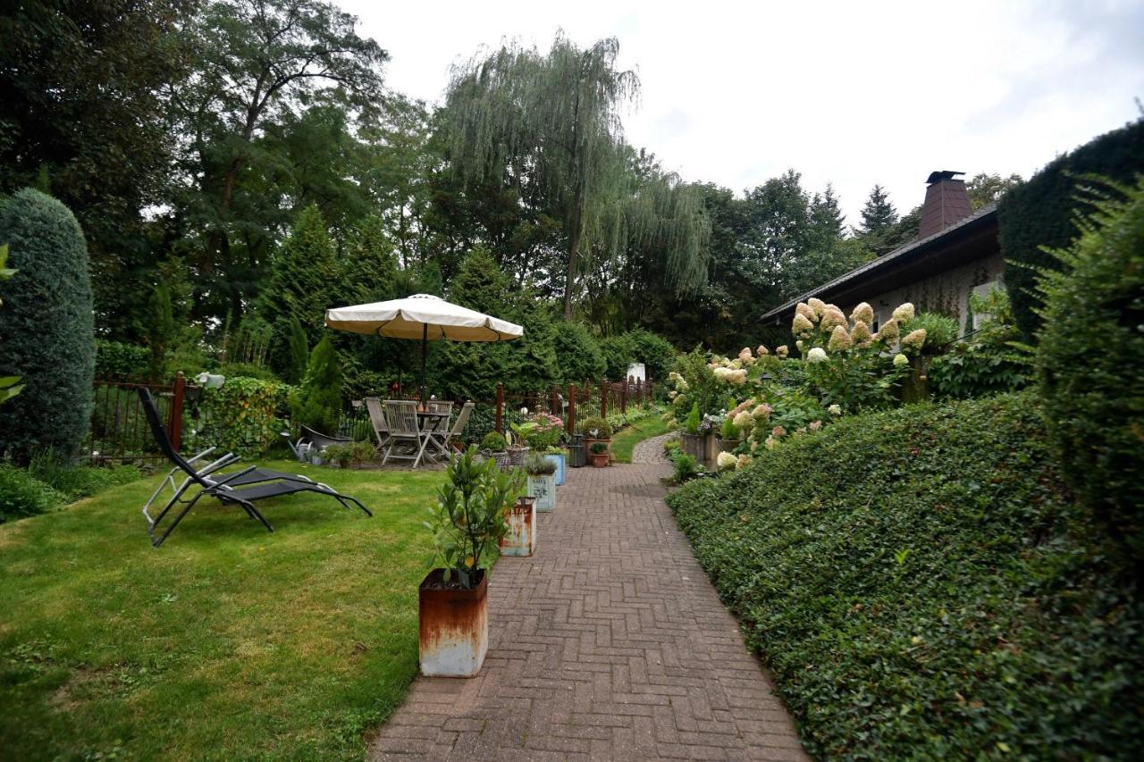 Gaestehaus Scholly Saarlouis Esterno foto